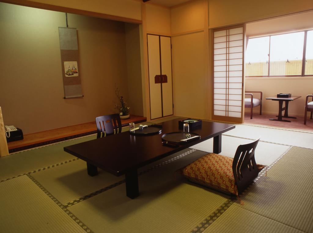 Hitomaru Kadan Hotel Akashi Ruang foto